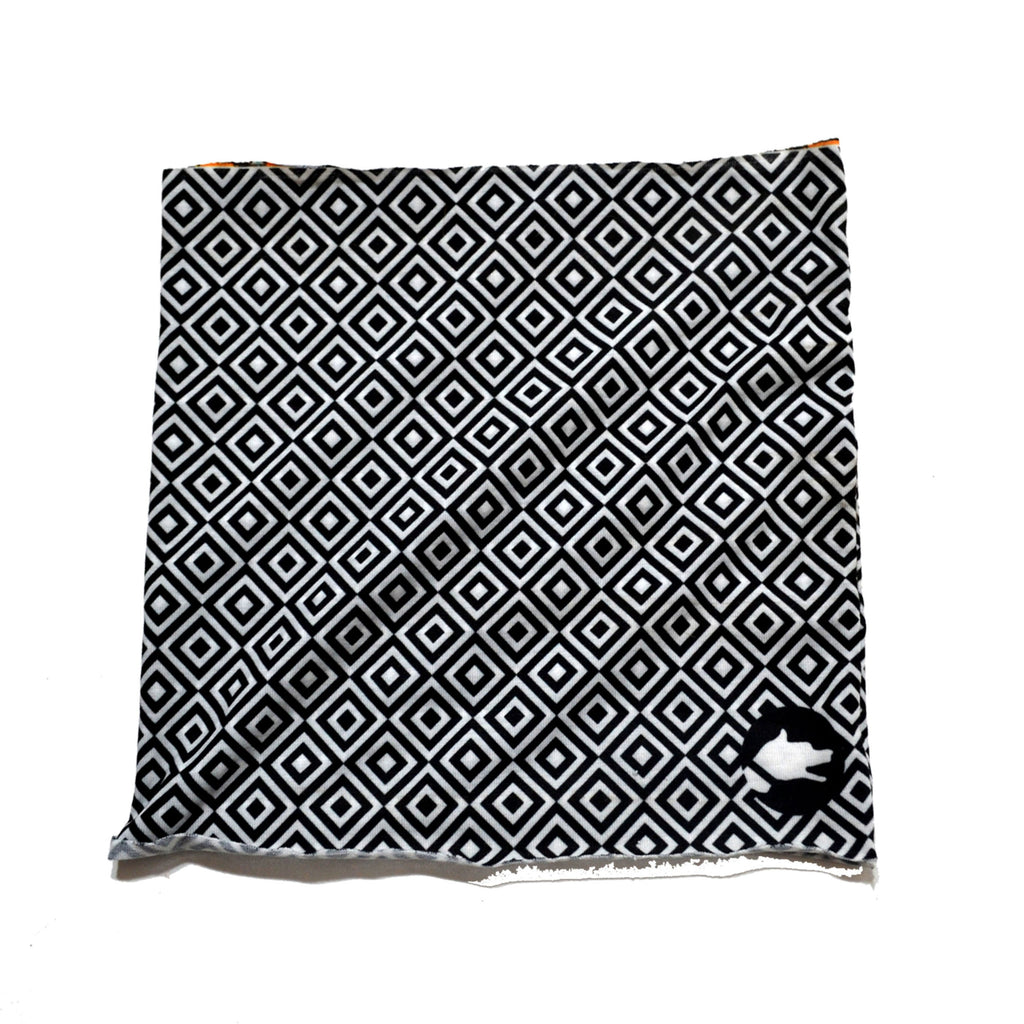 The "BW Squary" Tunnel Scarf - ArgusCollar